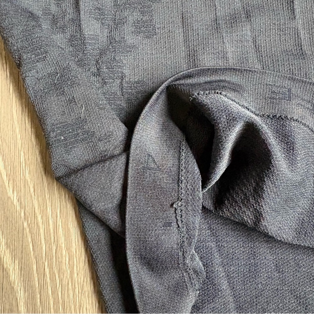 Lululemon Swiftly Tech Racerback Women’s Size 4 - Picture 3 of 3